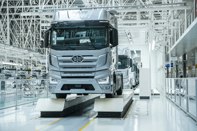 【汽車人】內(nèi)功小成,解放出關(guān)