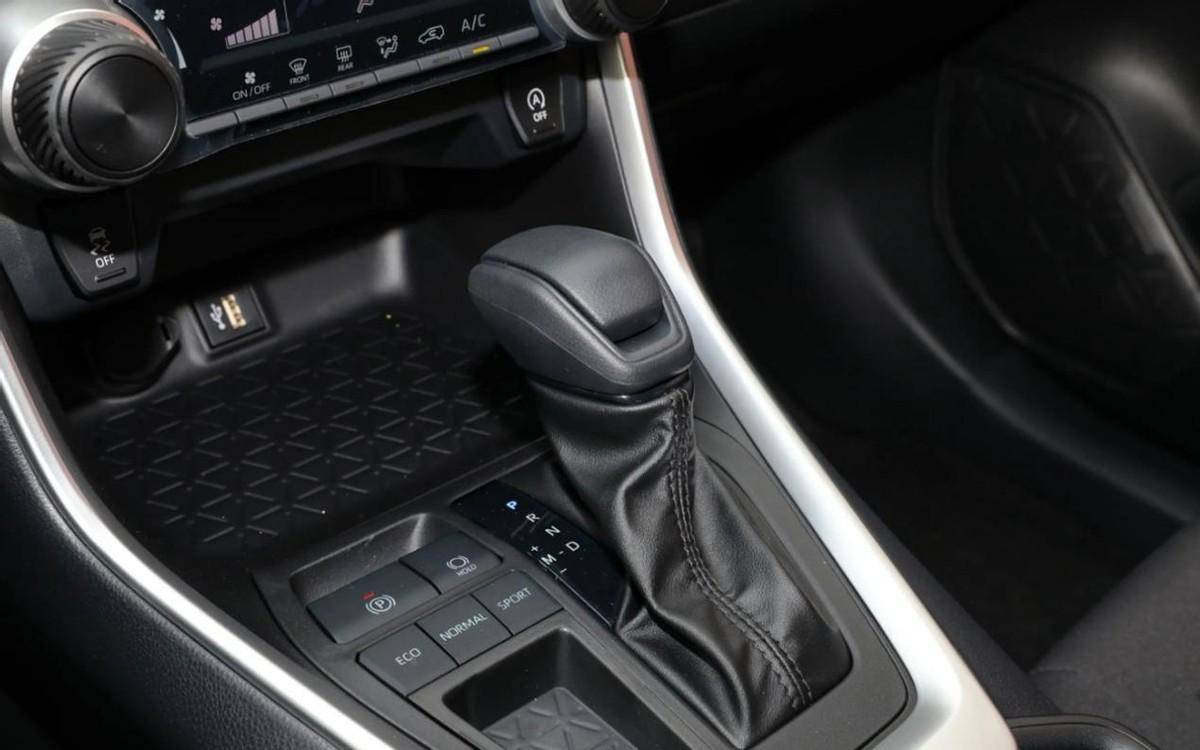 豐田終于妥協!威蘭達開啟官方優惠2萬,最低12萬多就能買裸車