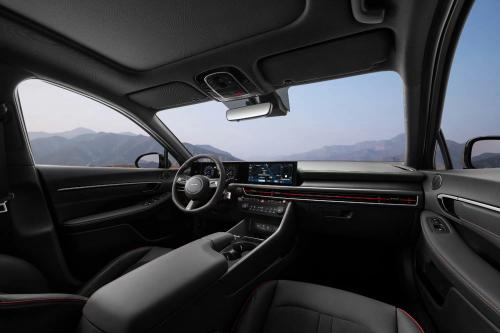 對標老對手凱美瑞第十一代索納塔帶來了哪些新啟示?