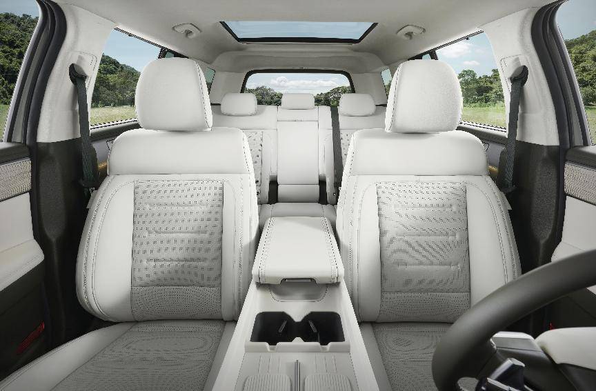 北京車展首日:北京現代主場連連放大招,新車新戰略高調亮相 北京主場 實力再“現” 北京現代新車新戰略高調亮相北京車展