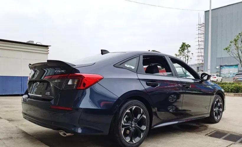 網友:本田也太黑心了,一輛思域竟然要20w!