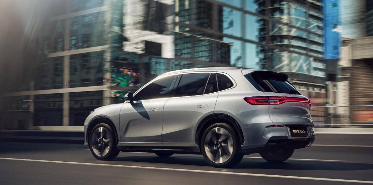 全球智享純電SUV吉利銀河E5實車亮相