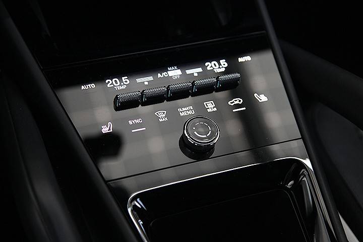 還剩多少魅力?試駕保時捷改款Cayenne Coupé