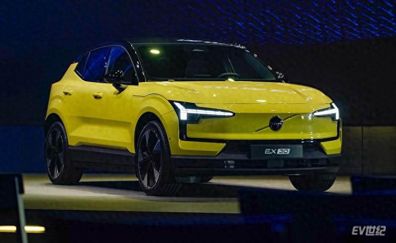 固執(zhí)的沃爾沃,和劍走偏鋒的全新EX30