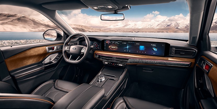 福探長助力大理馬拉松 詮釋探險者精神