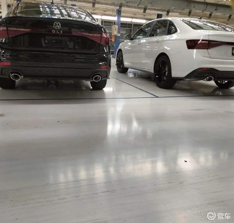 全新Jetta GLI實(shí)車曝光 或搭載2.0T發(fā)動機(jī)