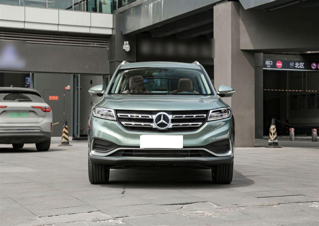 驚了!這臺國產車竟然是奔馳外觀+寶馬內飾?