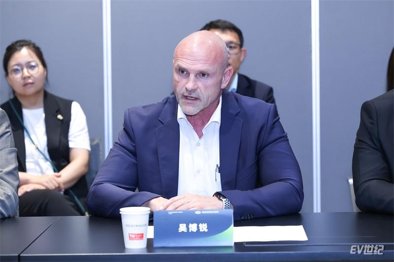 大眾汽車集團(中國)與中汽中心深化合作