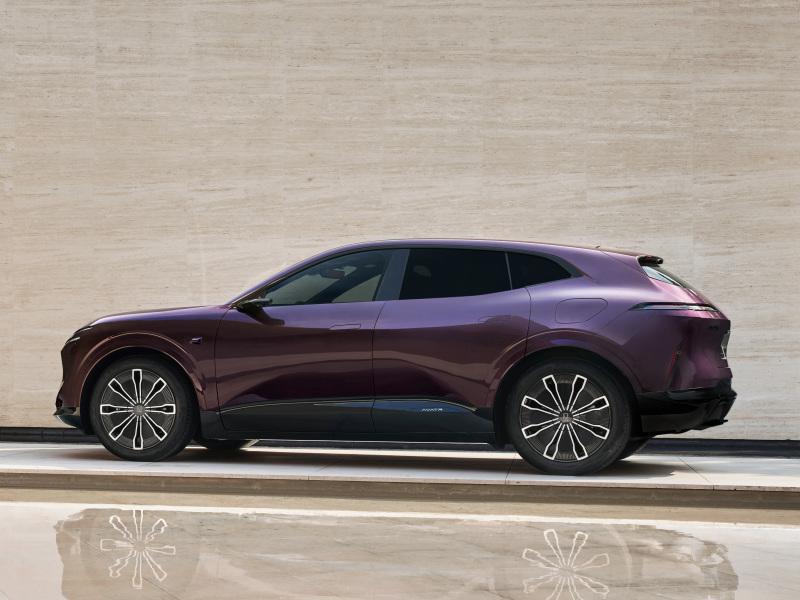 阿維塔07內測版內飾圖曝光 計劃三季度開啟預售