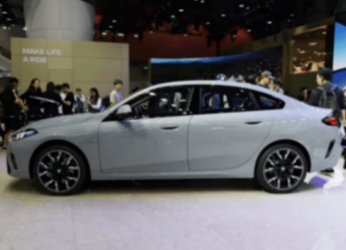 全新寶馬2系四門轎跑車上市,售價25.99萬~36.39萬元