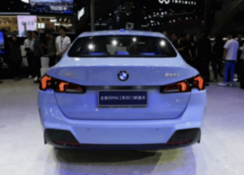 全新寶馬2系四門轎跑車上市,售價25.99萬~36.39萬元