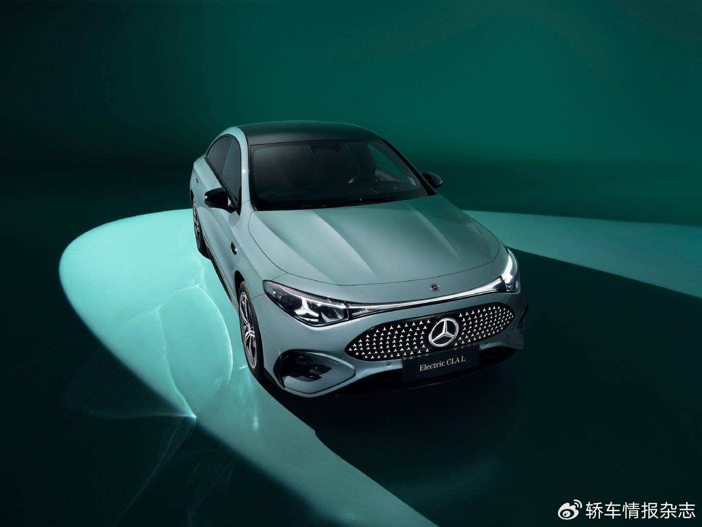 全新純電長(zhǎng)軸距CLA、Vision V概念車及前瞻科技亮相上海