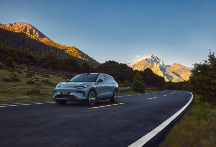 超110項重磅升級而來,零跑全新C11 14.98萬起售!