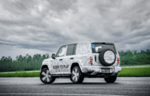 1.5T四驅,方盒子,側開門,外掛備胎,國產“衛士”,年內上市