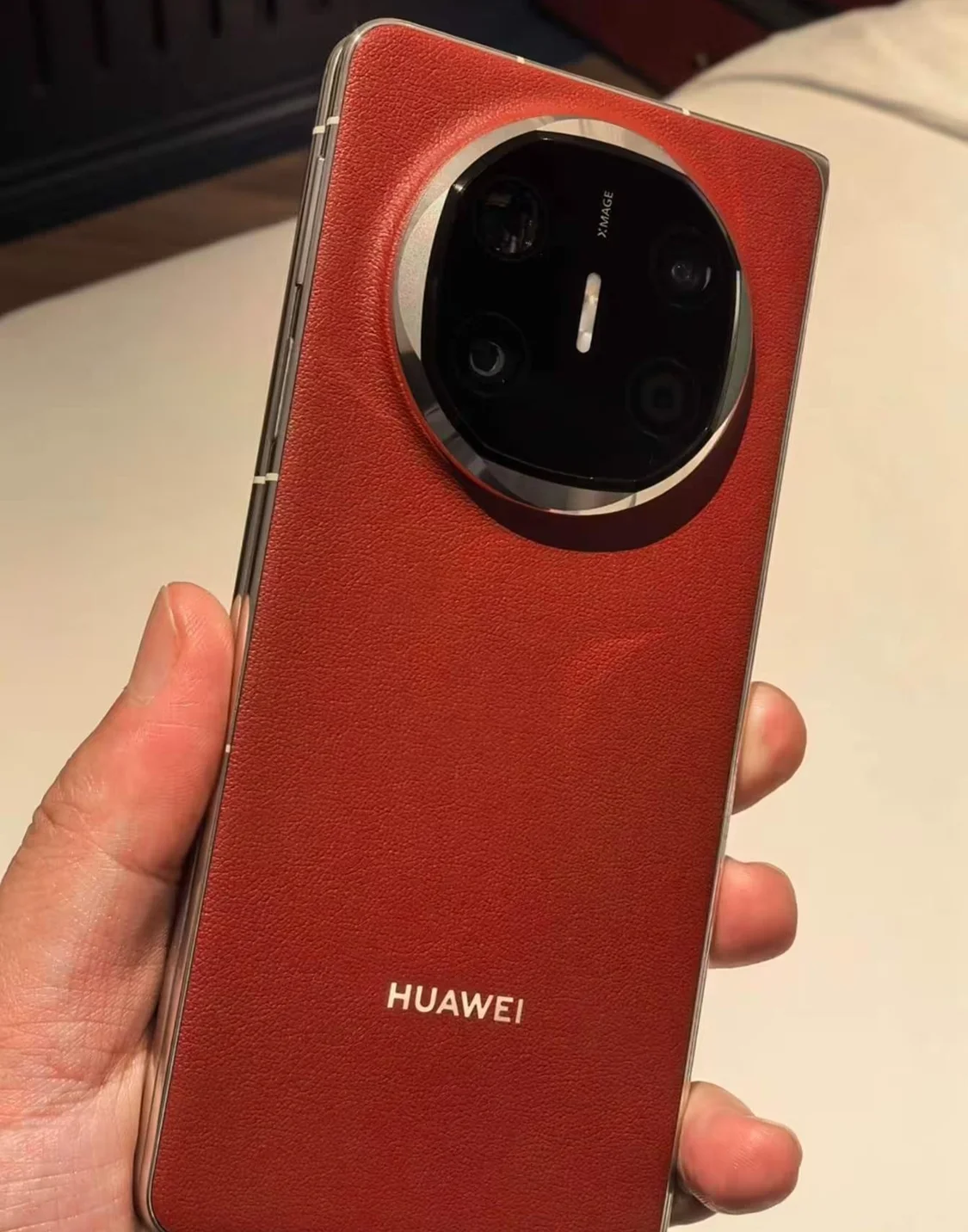 華為Mate X6系列折疊屏手機(jī)獲HarmonyOS 4.3.0.173升級(jí),升級(jí)多色溫白平衡色彩還原技術(shù) 華為Mate X6系列折疊屏手機(jī)獲HarmonyOS 4.3.0.173升級(jí),升級(jí)多色溫白平衡色彩還原技術(shù)