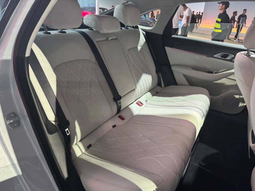 吉利銀河A7,這次要干一票大的?