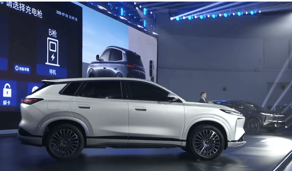 L8理想版!不是理想L8,而是東風風神L8,讓大家好的SUV!