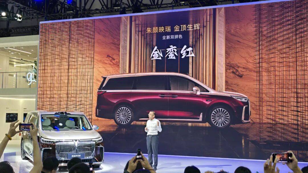 我們走了3萬步給你挑出了最值得看的10款熱門新車