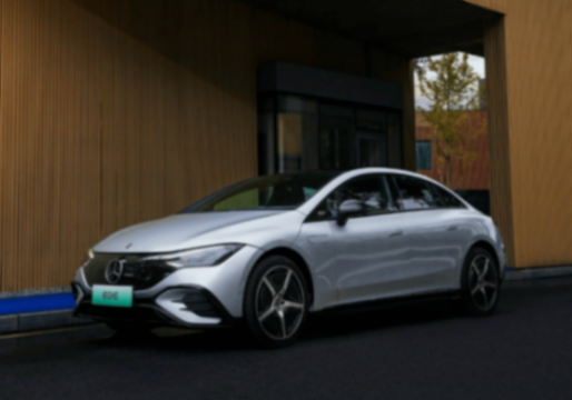 賣不動了?奔馳計劃26年 停產EQE轎車和EQE SUV兩款車