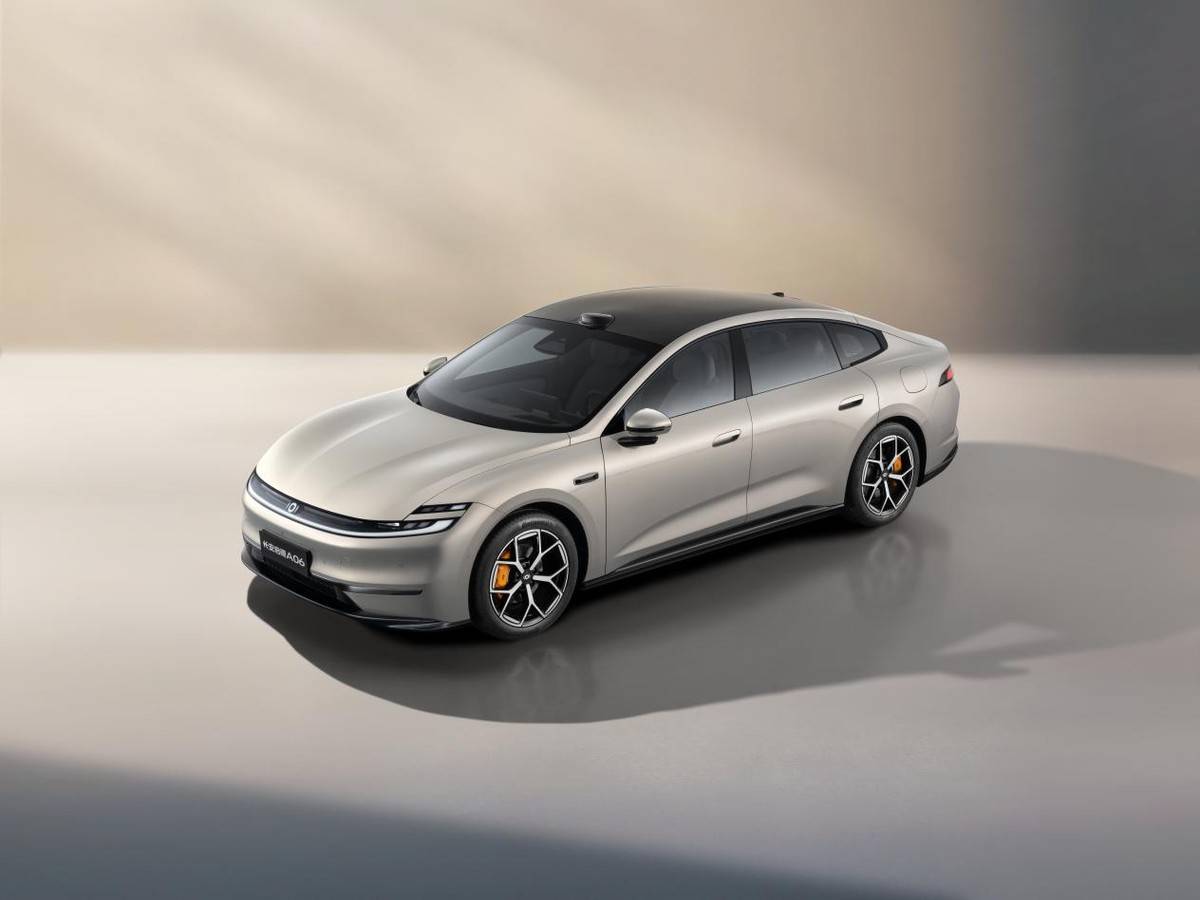 激光雷達+800V+6C快充 長安啟源A06完成首秀