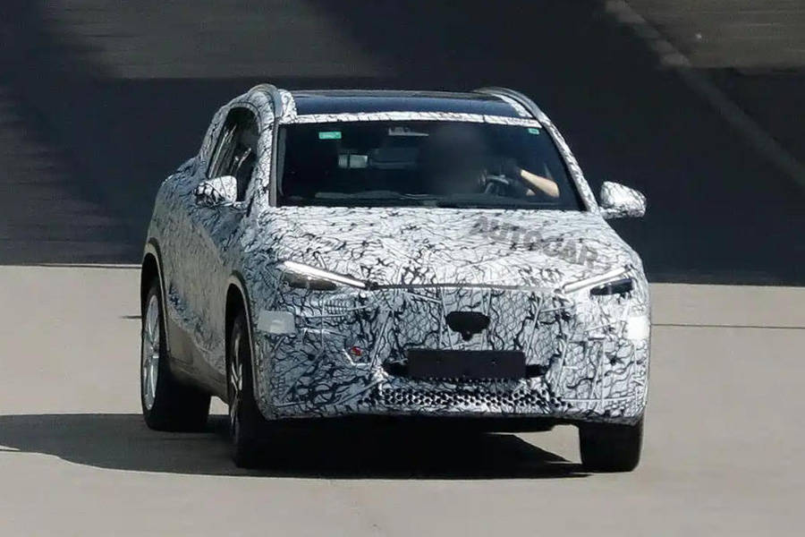 純電續航800公里!純電奔馳C級預告圖發布