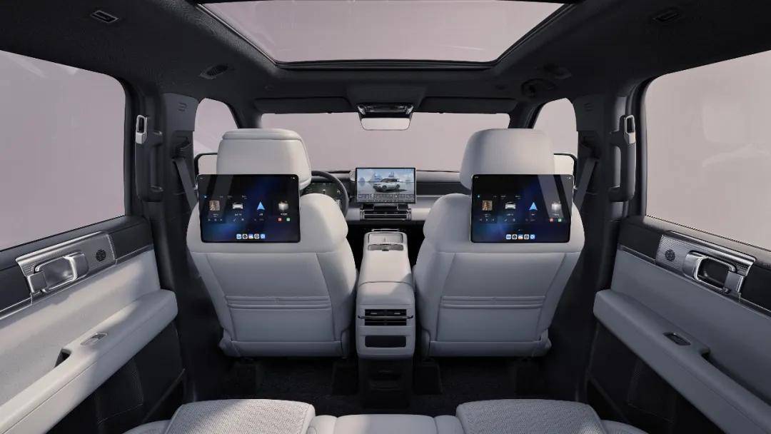 方程豹鈦7價格務實獲好評,“顧家”的大五座硬派風鏈接智慧生態