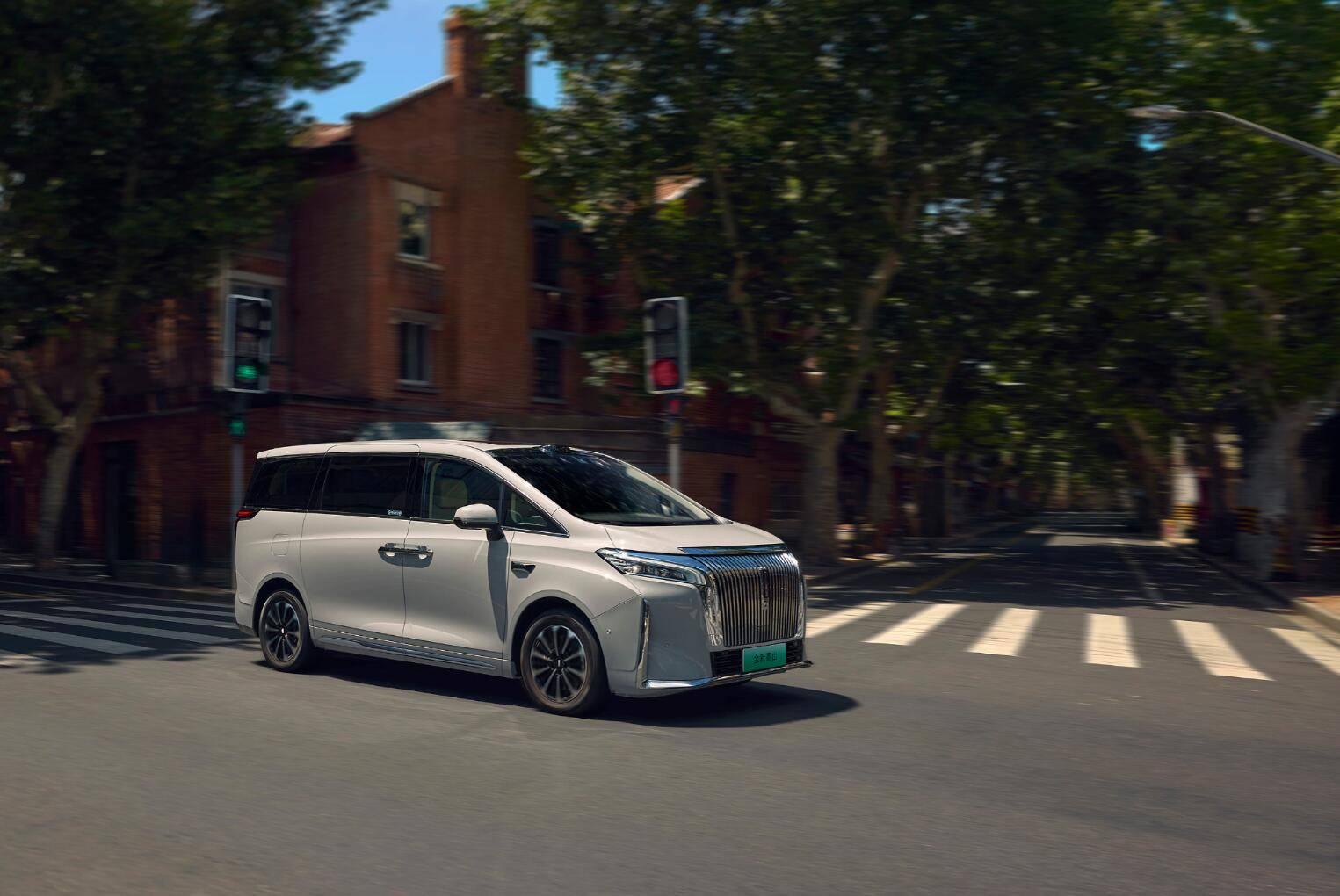 MPV市場越來越熱鬧 五款新車來襲 小鵬X9增程版領銜