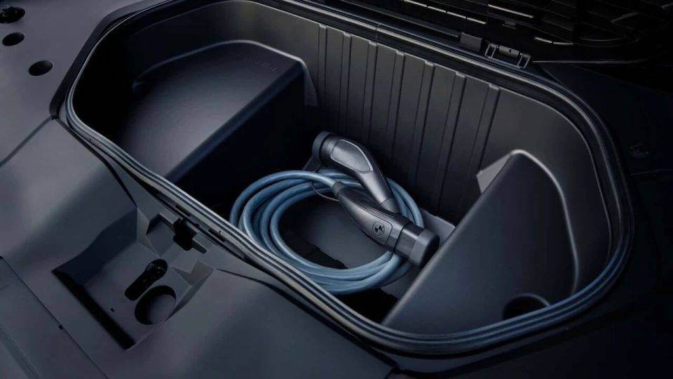 寶馬新世代iX3,車內全是屏,純電900公里