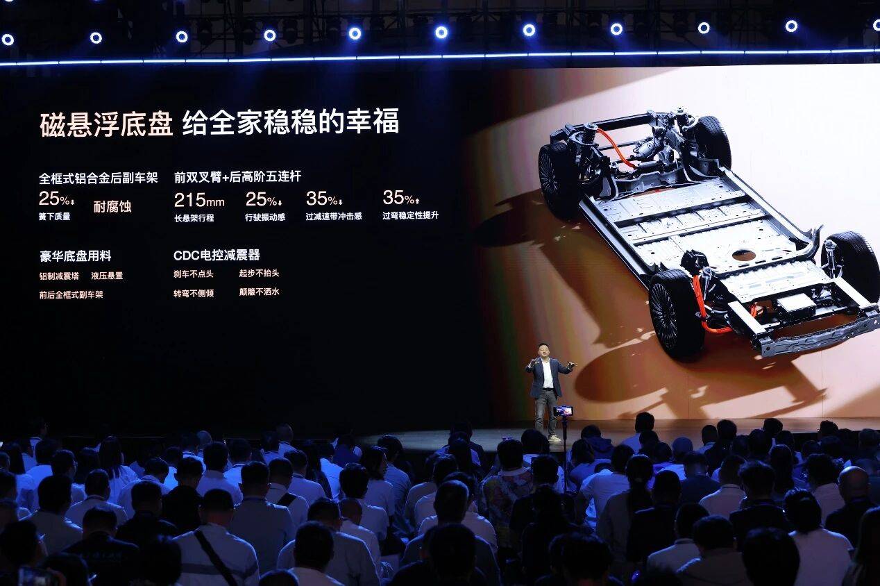 家用車勝負不在0-100m/s競速 風云T11想贏0-100分鐘的體驗賽