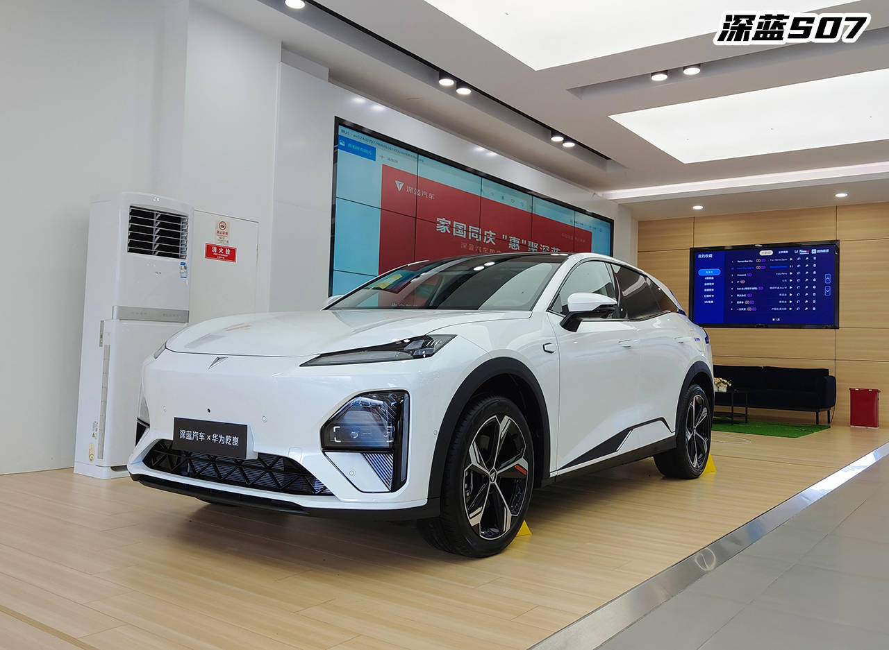 15萬級SUV對決:搭載華為智駕的全新深藍S07和海獅06,誰更全面?