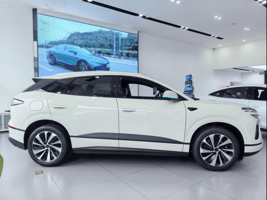 豪華與智能化全都要 全新深藍(lán)S07與海獅06誰做得更好?