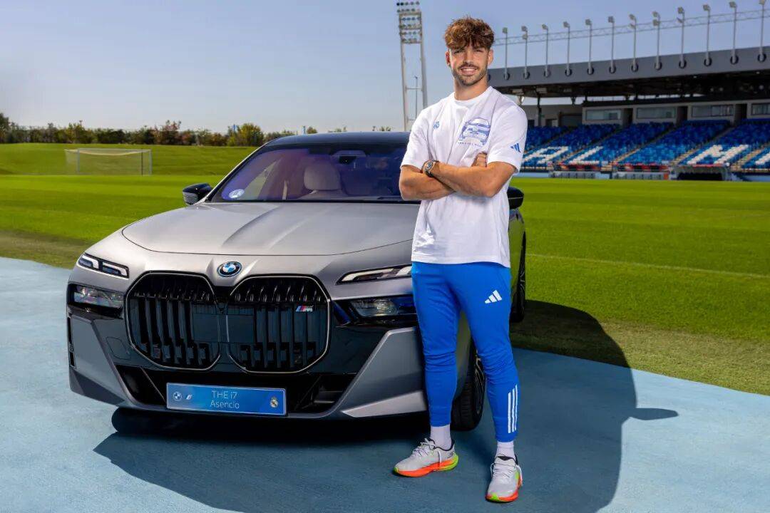 姆巴佩開(kāi)上了寶馬7系!皇馬一線隊(duì)全員換新寶馬!