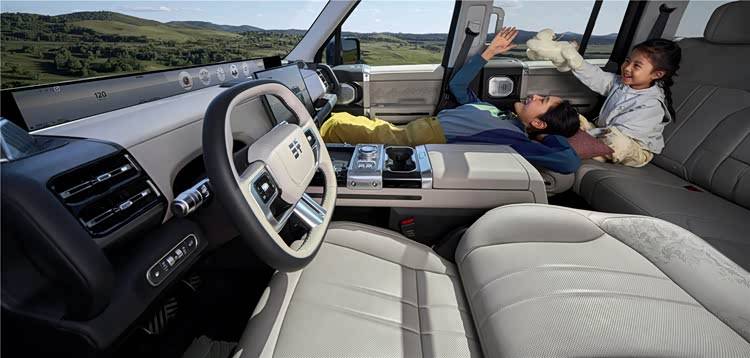 憑“電氣化”攪局豪華越野市場,縱橫G700能否撼動(dòng)合資壟斷格局?