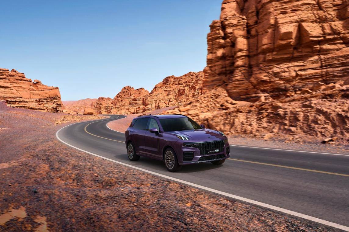 2026款領(lǐng)克09四驅(qū)探索版:標配全時四驅(qū) 二排通風按摩座椅