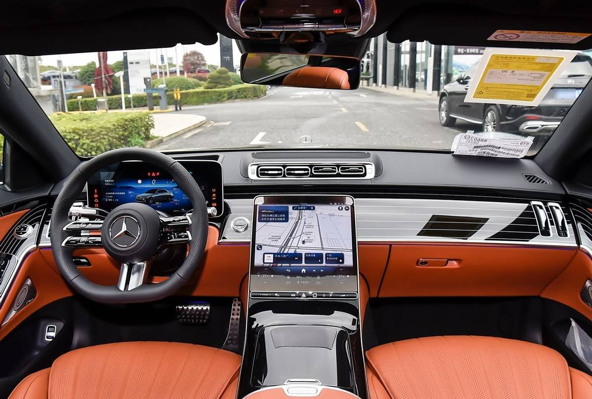 89.88萬起,2026款奔馳S級正式上市!新入門版價格更低,配置微調