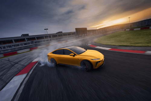 15萬性能新能源:東風(fēng)奕派 eπ007 是新手性價比之選