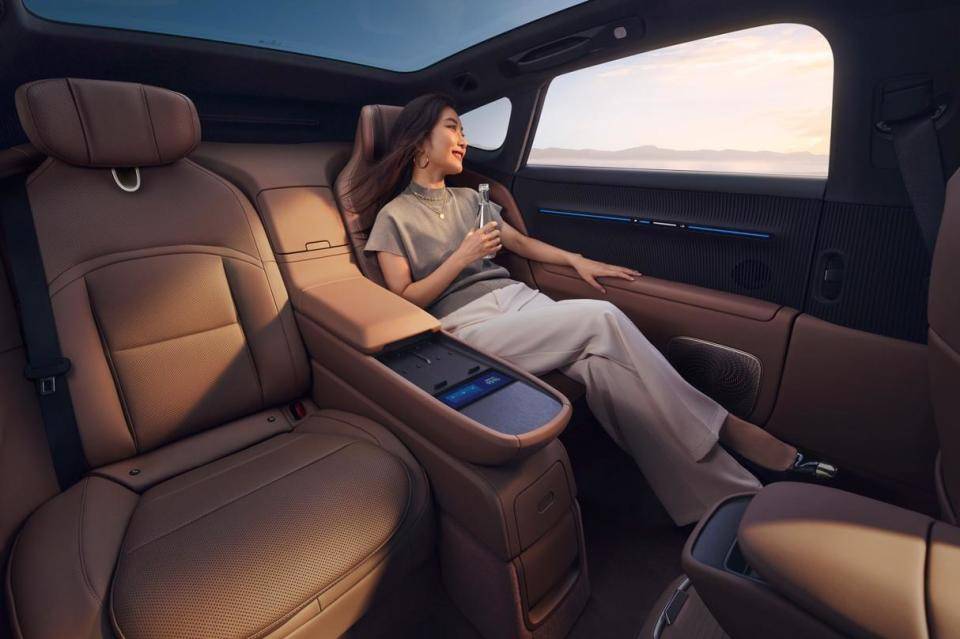 細(xì)分市場增速35% 阿維塔12四激光版精準(zhǔn)卡位