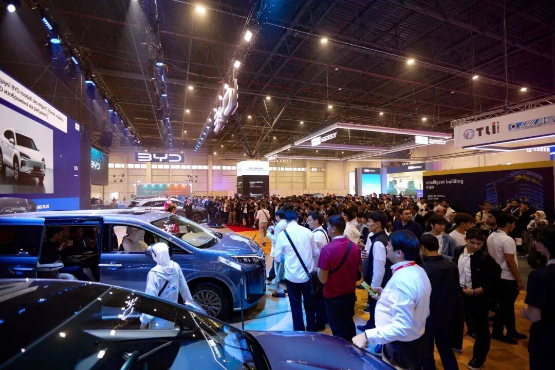 比亞迪攜多款新車亮相烏茲別克斯坦塔什干國際車展