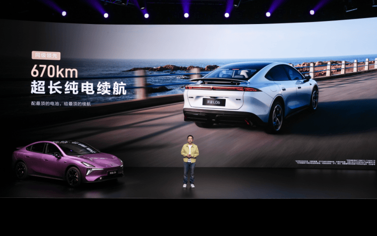 深藍L06 13.99萬啟動預售:純電市場新勢力,解鎖年輕出行新姿勢