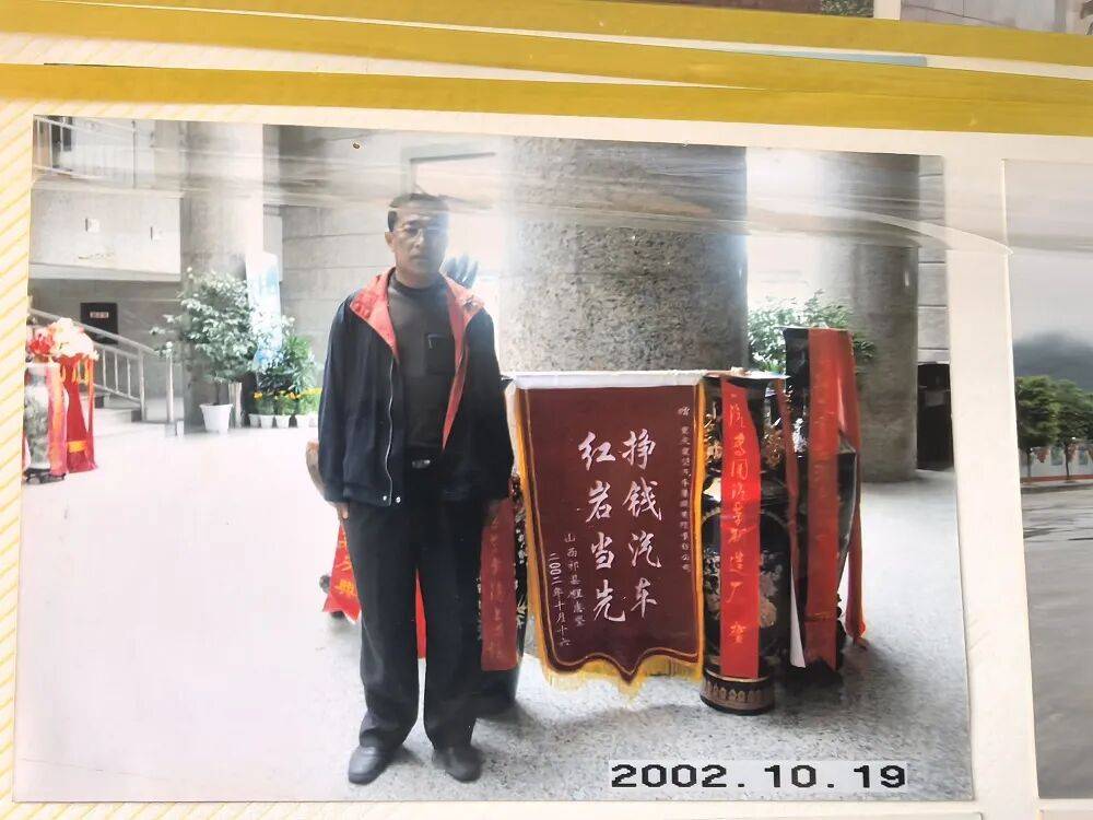 商用汽車|原紅巖經(jīng)銷商眼中的二十年