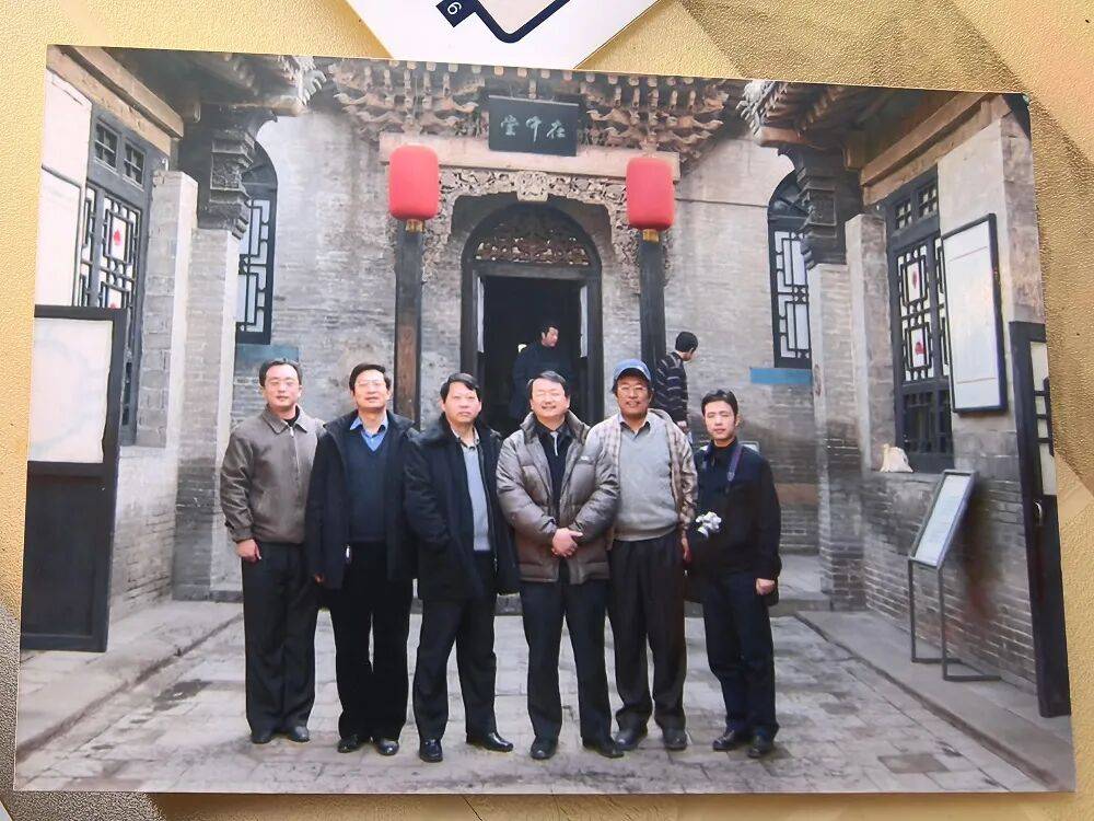 商用汽車|原紅巖經(jīng)銷商眼中的二十年