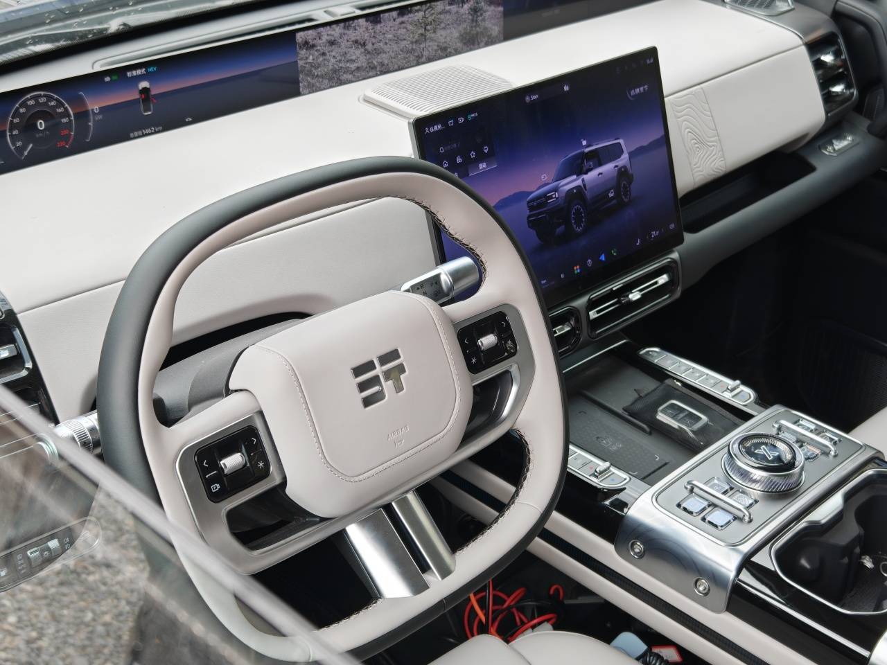 要想賣好豪華車,必須敢于在“無用”的體驗上花大錢