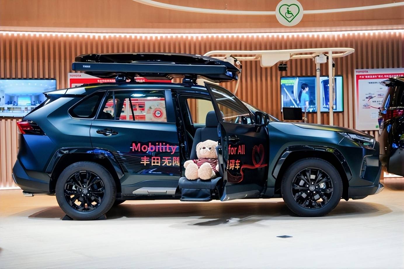 豐田進博會的“出行味道”:一場滿足所有人移動出行的溫情盛宴