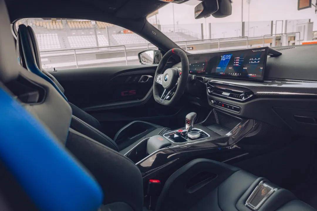 讓我告訴你,什么才是真正有價值的駕駛 | 全新BMW M2 CS