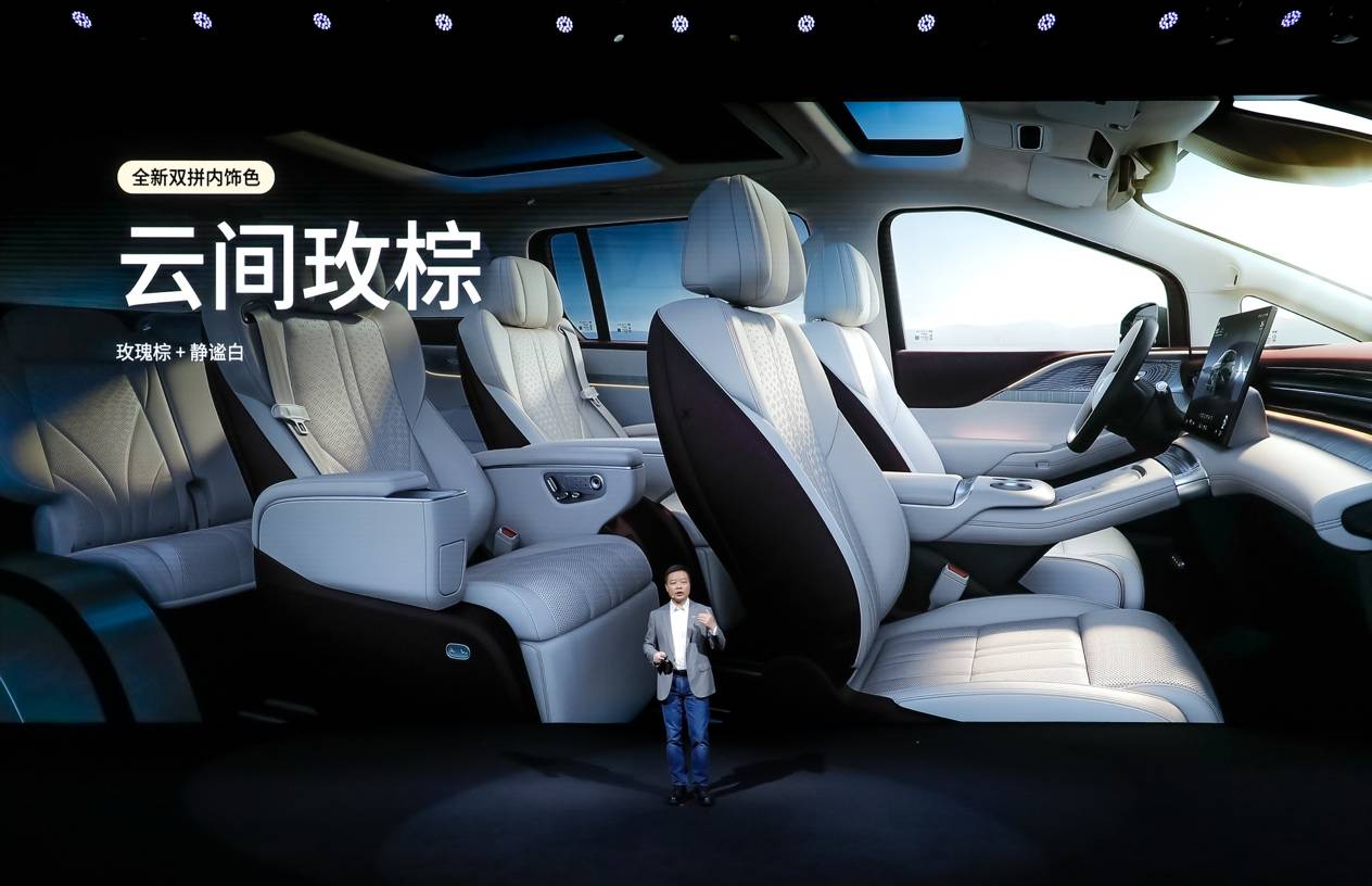 告別“偽增程”:小鵬X9用純電底蘊重新定義混動大七座