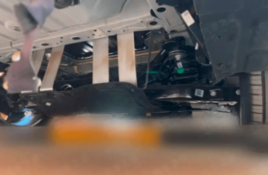 吉利銀河A7純電版諜照!純電中型車,超充插孔很清晰,終于要來(lái)了