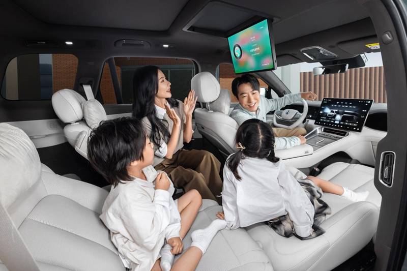 騰勢N8L 29.98萬元起 以科技操控之勢守護全家出行
