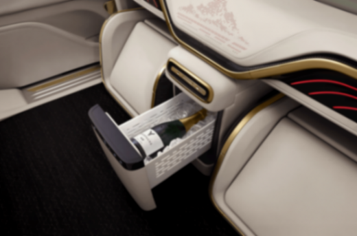 售價(jià)70.99萬(wàn)元“新時(shí)代旗艦四座MPV”嵐圖夢(mèng)想家山河 很豪、很尊!