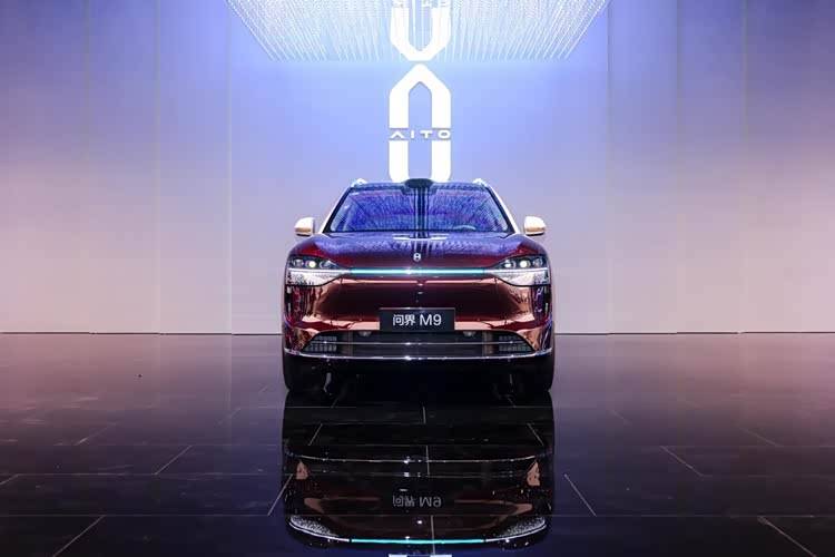 問界全系亮相廣州車展,賽力斯魔方平臺2.0重塑智慧豪華