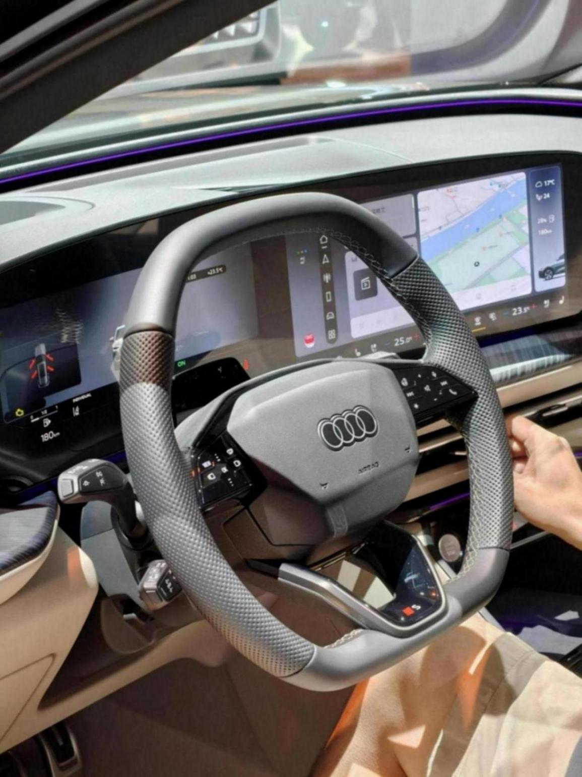 全新奧迪Q5L內(nèi)飾首秀:A5L同款設(shè)計(jì)、乾崑智駕加持,后排空間及格